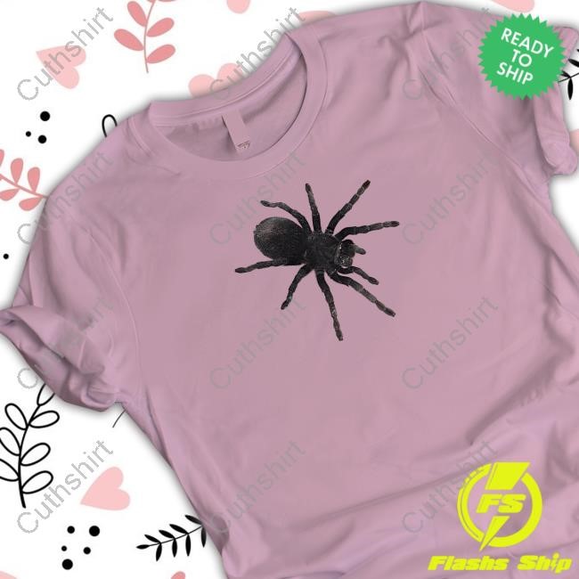 Lola Young Spiders Official